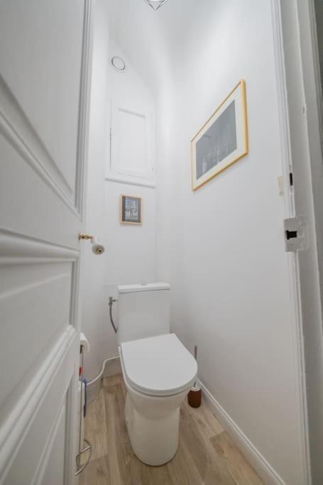 Ferienwohnung L'Ange Au Sourire Reims Exterior foto